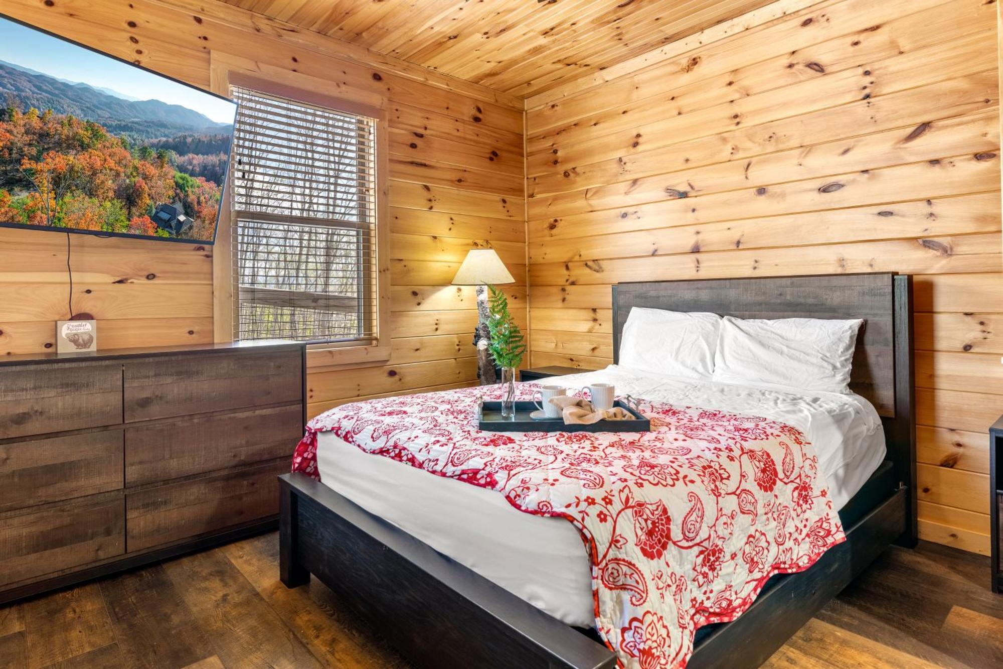 3 Lazy Bears Chalet Gatlinburg Exterior photo